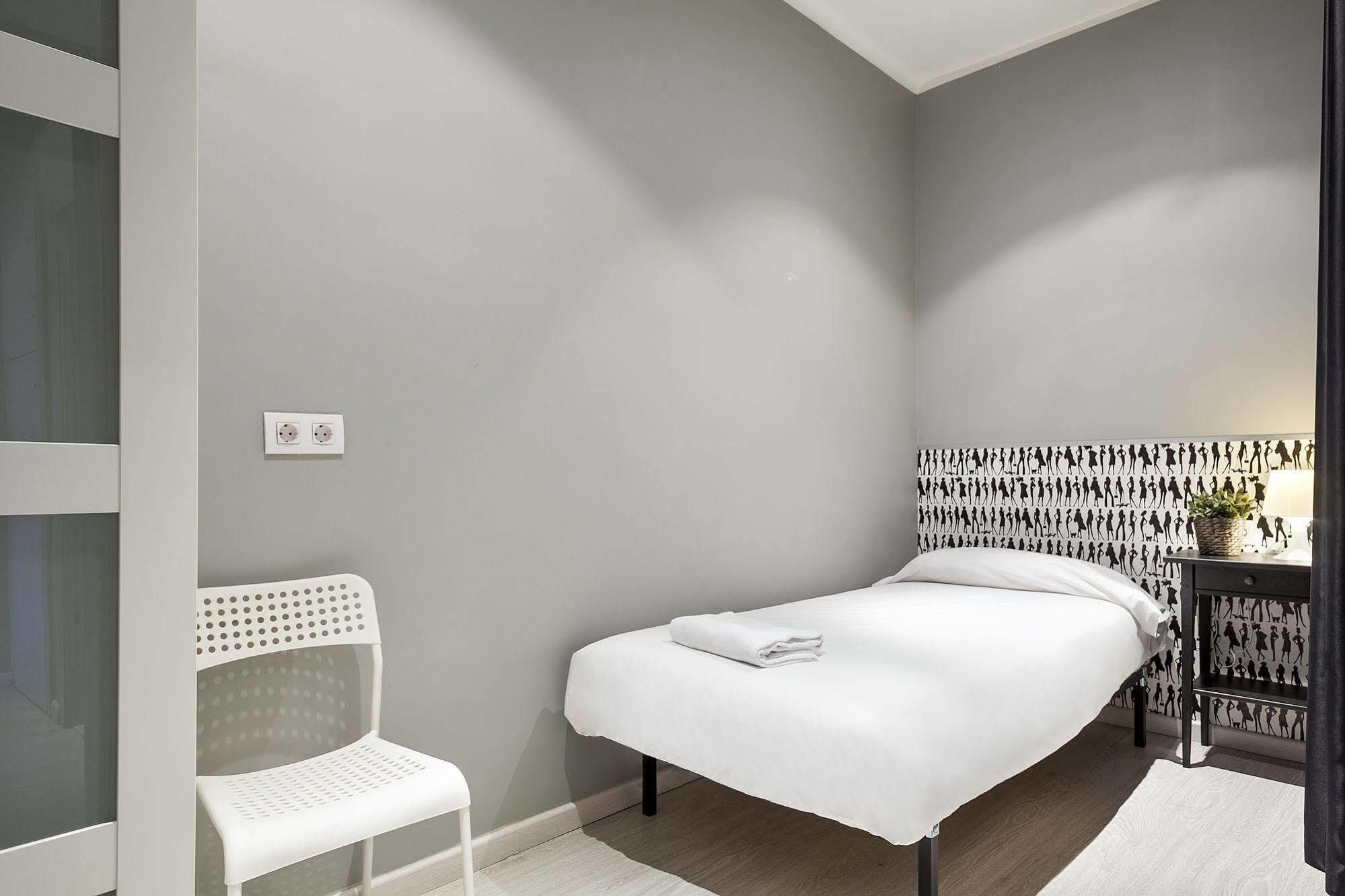 ดิง ดอง ฟิรา อพาร์ตเมนต์ Apartment บาร์เซโลนา ภายนอก รูปภาพ