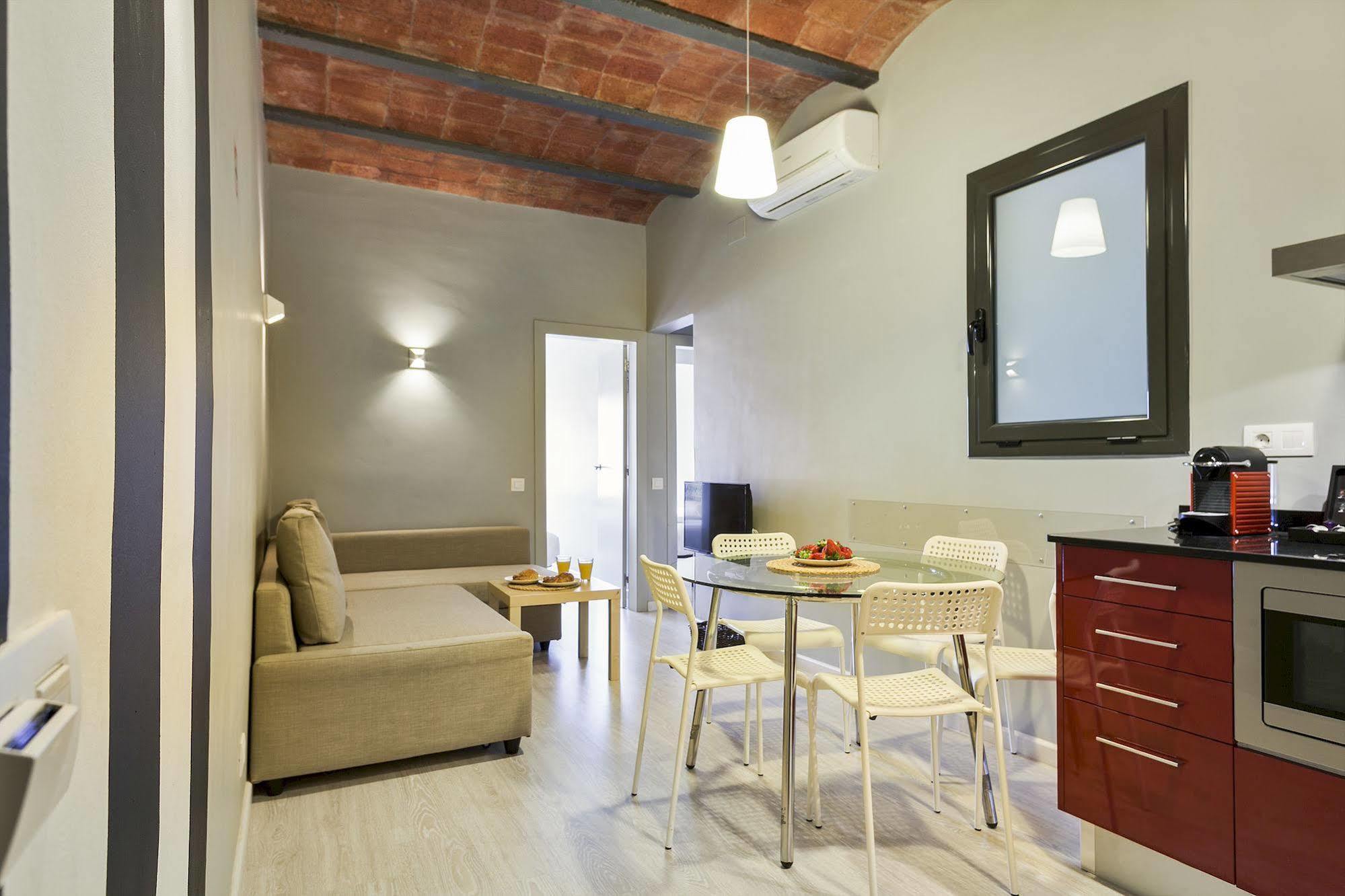 ดิง ดอง ฟิรา อพาร์ตเมนต์ Apartment บาร์เซโลนา ภายนอก รูปภาพ
